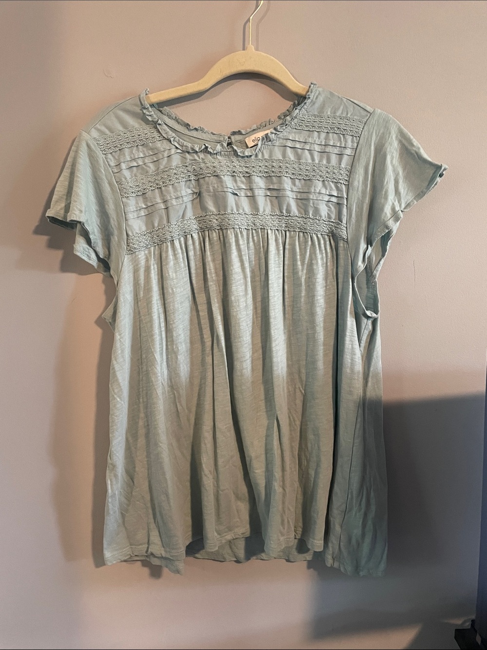 Ella Moss Light Sage Green Short Sleeve Pintuck Peasant Top